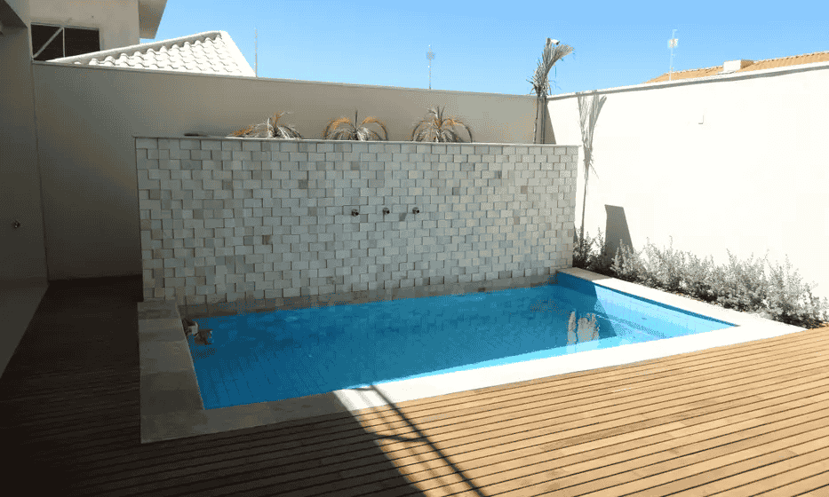 Home Image 3